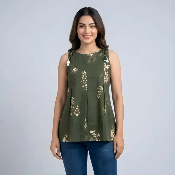 Sleeveless Short Kurta